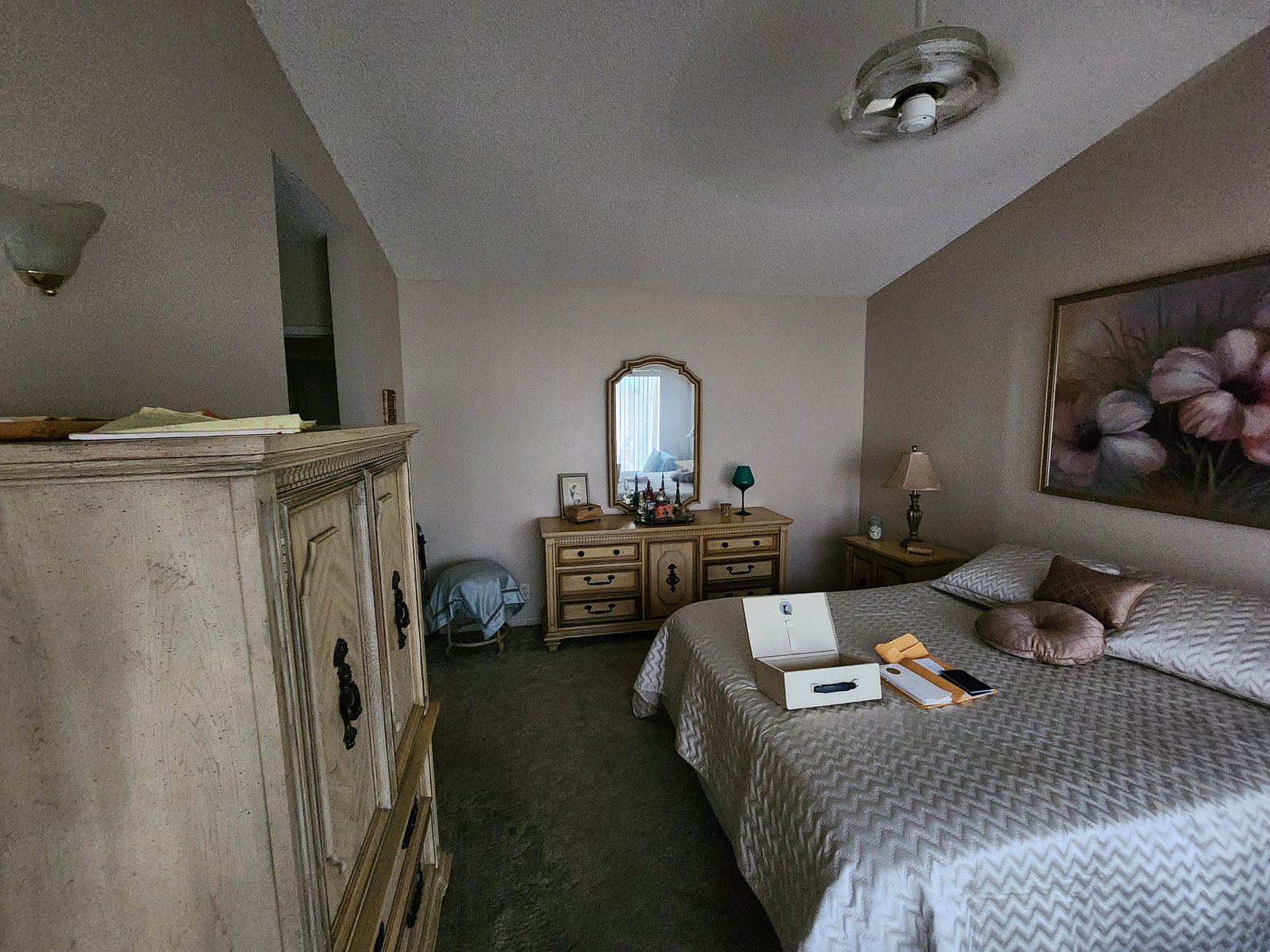 986 SW 180th Ter — Primary bedroom